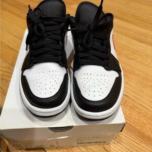 Jordan Kids Shoes Black and White